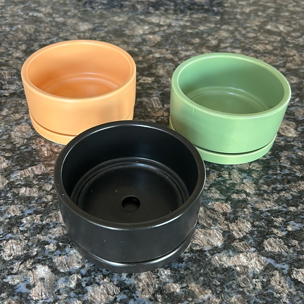 ASHLAND CERAMIC PLANTERS 4.1X 2.16 SET OF 3 NWT